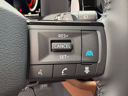 New 2026 Nissan Pathfinder Platinum AWD/4WD image 14