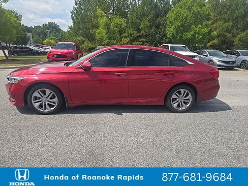 Used 2019 Honda Accord LX image 2