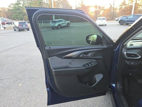 Used 2023 Chevrolet TrailBlazer LT w/ Convenience Package image 10