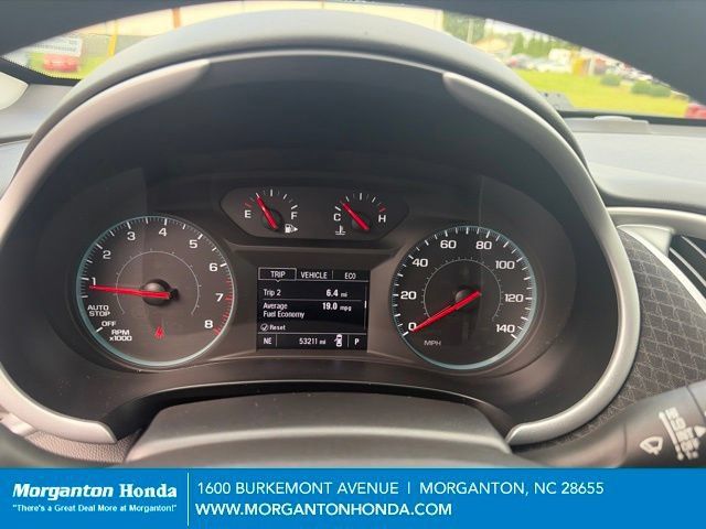 Used 2025 Chevrolet Malibu LT FWD image 17
