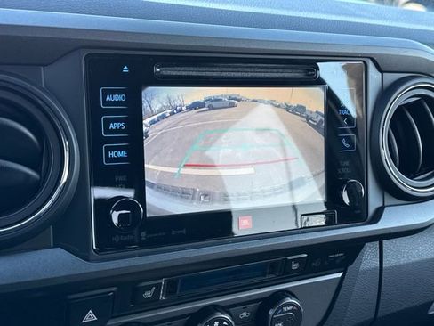 Used 2019 Toyota Tacoma TRD Sport image 57