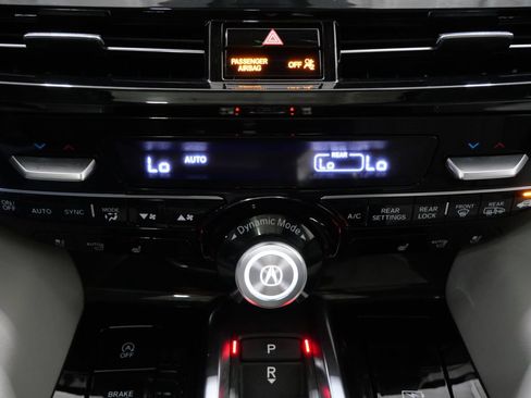 Used 2024 Acura MDX SH-AWD w/ Advance Package image 20