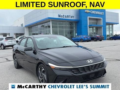 Used 2024 Hyundai Elantra Limited FWD image 1