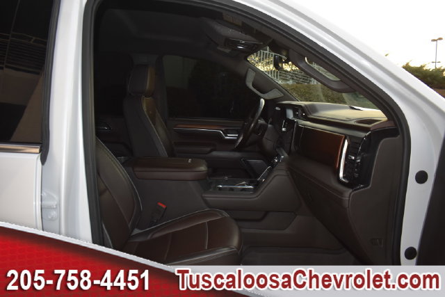 Used 2024 GMC Sierra 2500 Denali w/ Technology Package AWD/4WD image 26