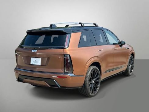 New 2027 Cadillac Vistiq Sport w/ LPO, Floor Liner Package AWD/4WD image 14