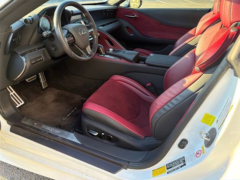 Used 2018 Lexus LC 500 Coupe w/ Sport Package image 9