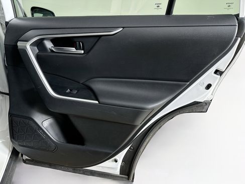 Used 2024 Toyota RAV4 XLE image 28