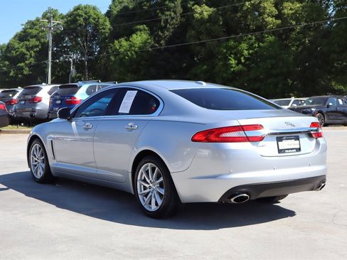 Used 2012 Jaguar XF image 5
