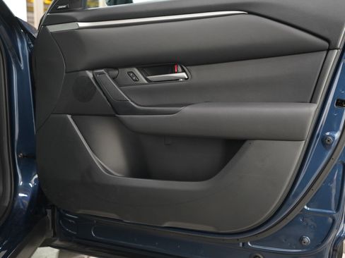 Certified 2025 MAZDA CX-50 AWD 2.5 S w/ Premium Package image 9
