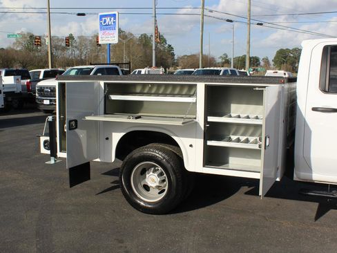 Used 2024 Chevrolet Silverado 3500 W/T w/ WT Convenience Package image 17