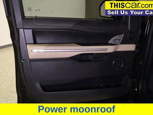 Used 2024 Ford Expedition Limited image 27