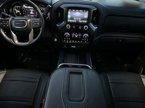 Used 2021 GMC Sierra 1500 Denali w/ Denali Ultimate Package image 12