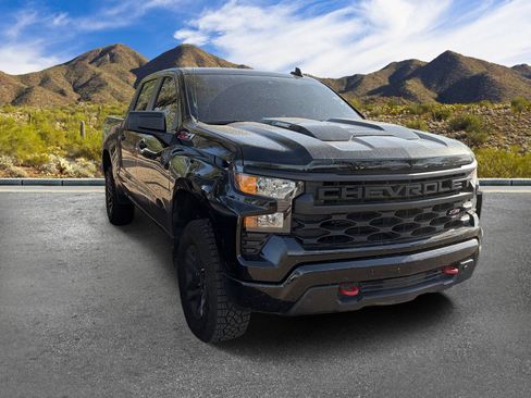 Used 2024 Chevrolet Silverado 1500 Custom Trail Boss AWD/4WD image 4