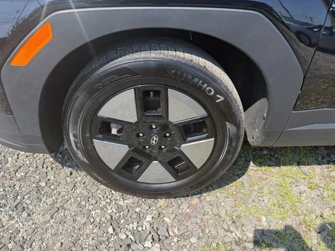 Used 2024 Hyundai Santa Fe SEL AWD/4WD image 9