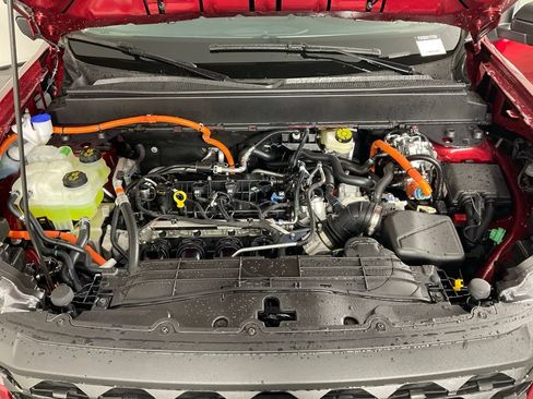 New 2026 Ford Maverick Lariat AWD/4WD image 9