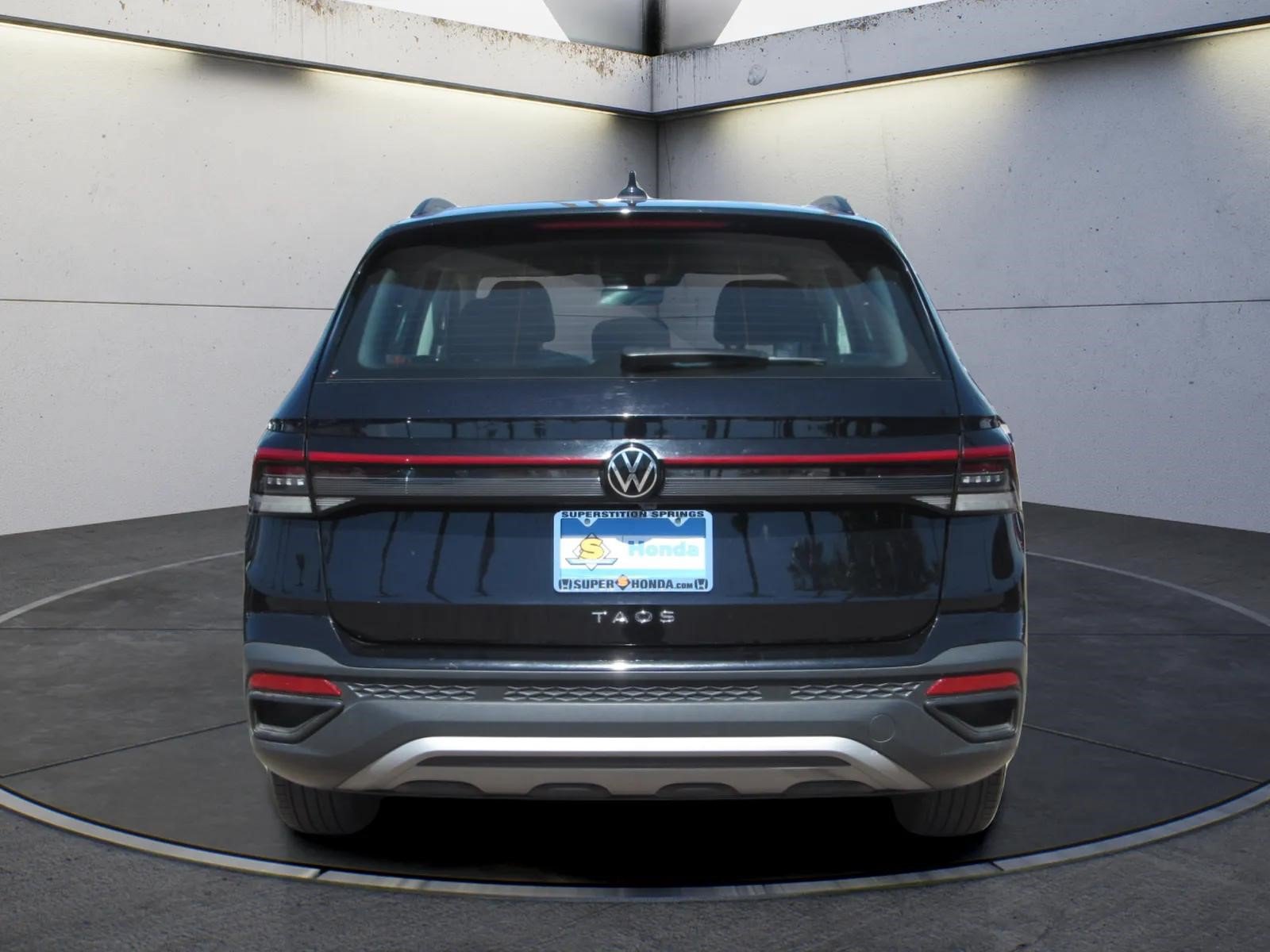 Used 2025 Volkswagen Taos S FWD image 7