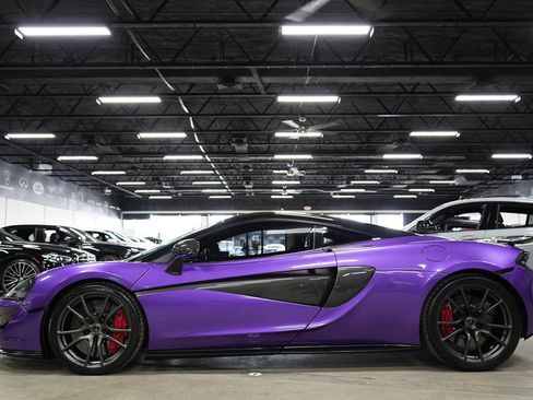 Used 2017 McLaren 570S Coupe RWD image 34