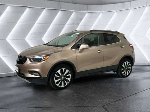 Used 2019 Buick Encore Essence w/ Safety Package II FWD image 3