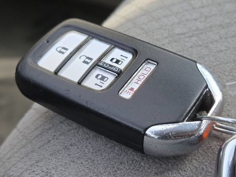 Used 2016 Honda Odyssey EX image 35