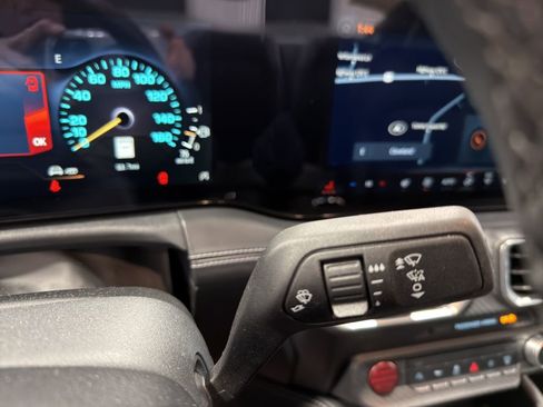 Used 2025 Ford Mustang GT Premium w/ GT Performance Package image 26