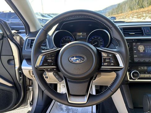 Used 2019 Subaru Outback 3.6R Limited image 8