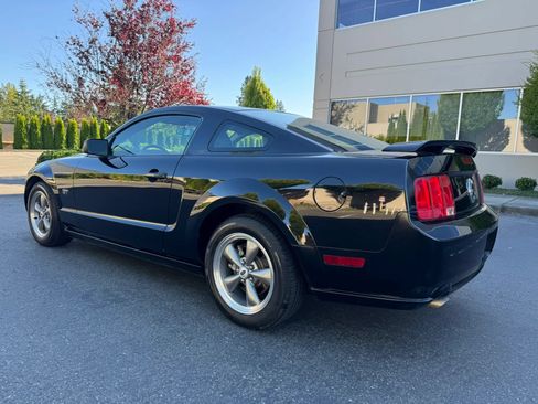 Used 2006 Ford Mustang GT Premium RWD image 7