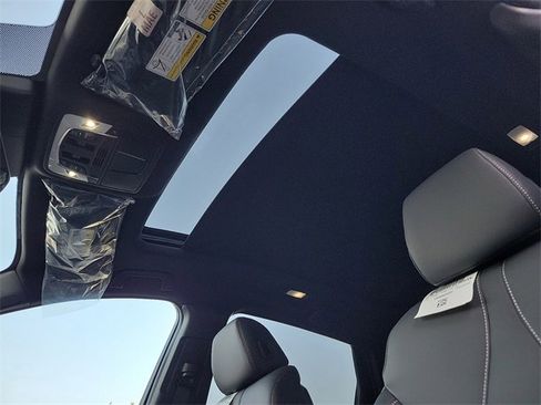 New 2025 Acura RDX SH-AWD image 15