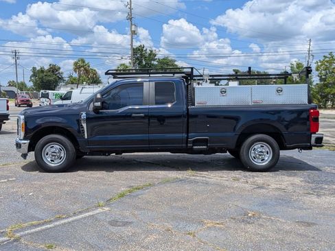 Used 2023 Ford F250 XL w/ 360-Degree Camera Package RWD image 9
