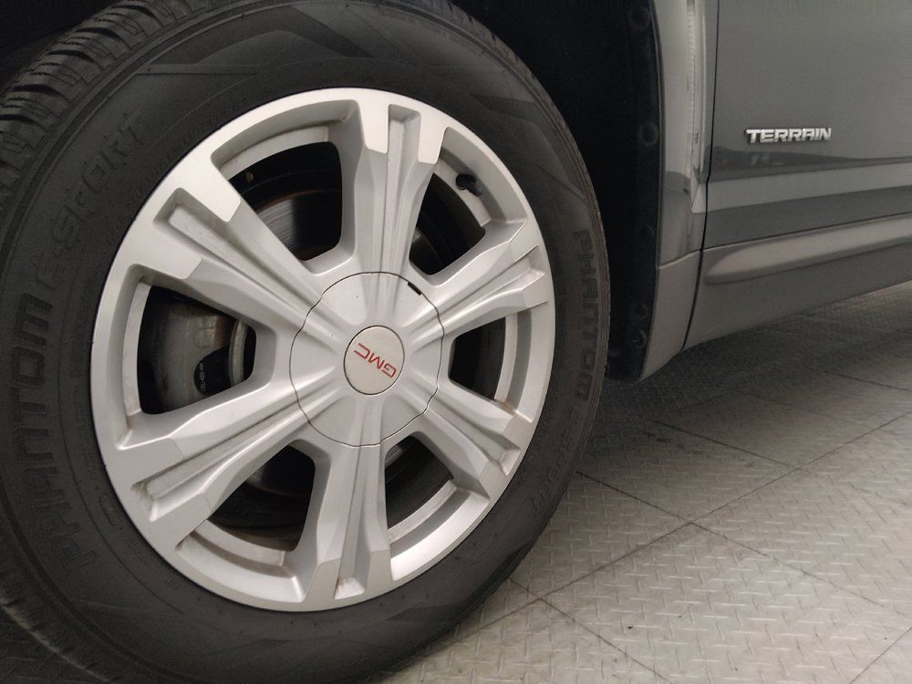 Used 2017 GMC Terrain SLE w/ Driver Alert Package I FWD image 31