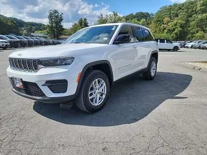 New 2025 Jeep Grand Cherokee 4WD