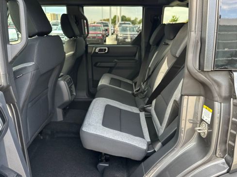 New 2025 Ford Bronco Big Bend image 24