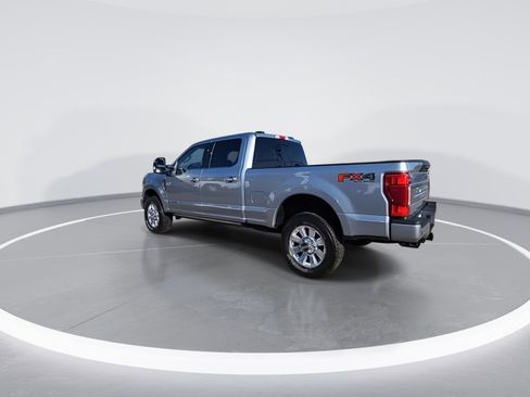 Used 2022 Ford F350 Platinum w/ FX4 Off-Road Package image 6