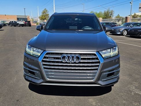 Used 2018 Audi Q7 3.0T Prestige w/ Prestige Package AWD/4WD image 2