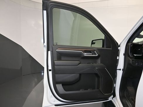 Used 2022 Chevrolet Silverado 1500 RST w/ Z71 Off-Road Package image 11