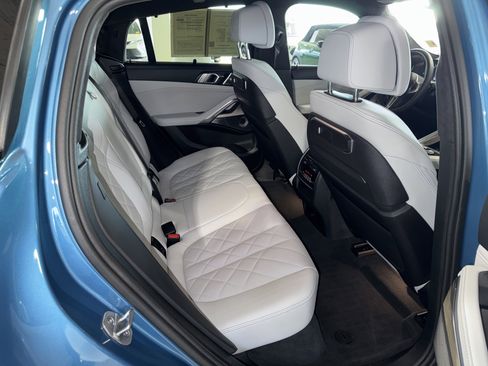 Used 2024 BMW X6 M60i image 12