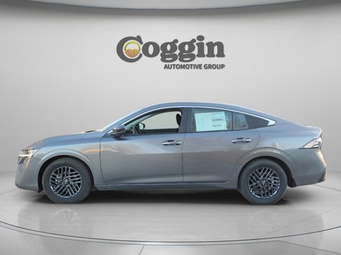 New 2026 Nissan Sentra SV image 3