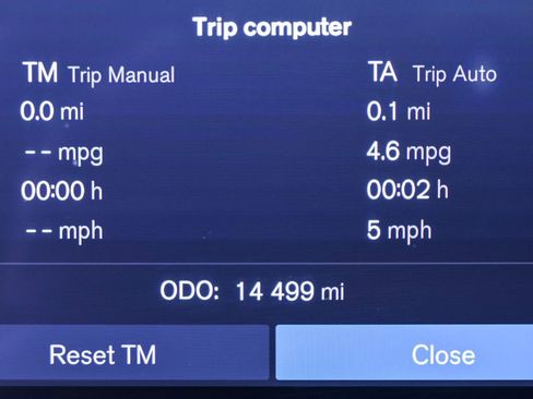 Used 2024 Volvo XC40 B5 Ultimate w/ Protection Package Premier image 14