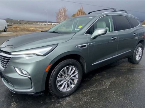 Used 2022 Buick Enclave Essence image 4