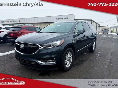 Used 2021 Buick Enclave Essence image 3