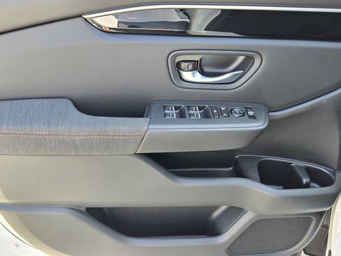 Certified 2025 Honda Pilot Sport image 31