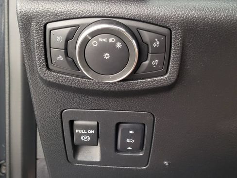 Used 2016 Ford F150 XLT w/ Equipment Group 302A Luxury RWD image 22