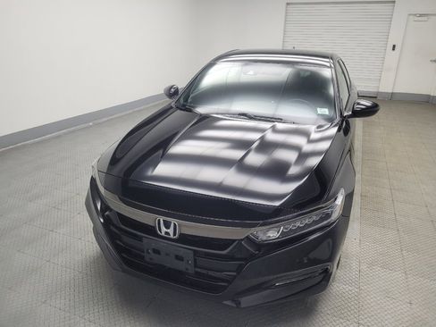 Used 2018 Honda Accord Sport image 15