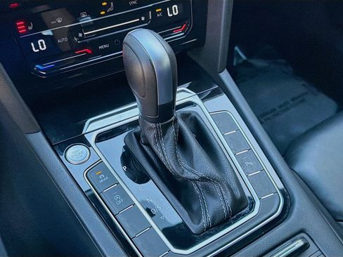 Used 2023 Volkswagen Arteon SEL image 16