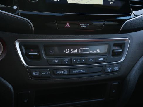 Used 2023 Honda Passport TrailSport image 23