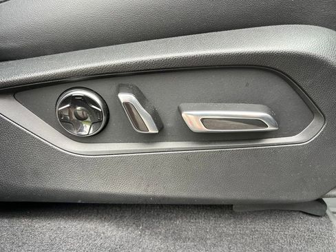 Used 2023 Acura MDX SH-AWD w/ Technology Package image 25