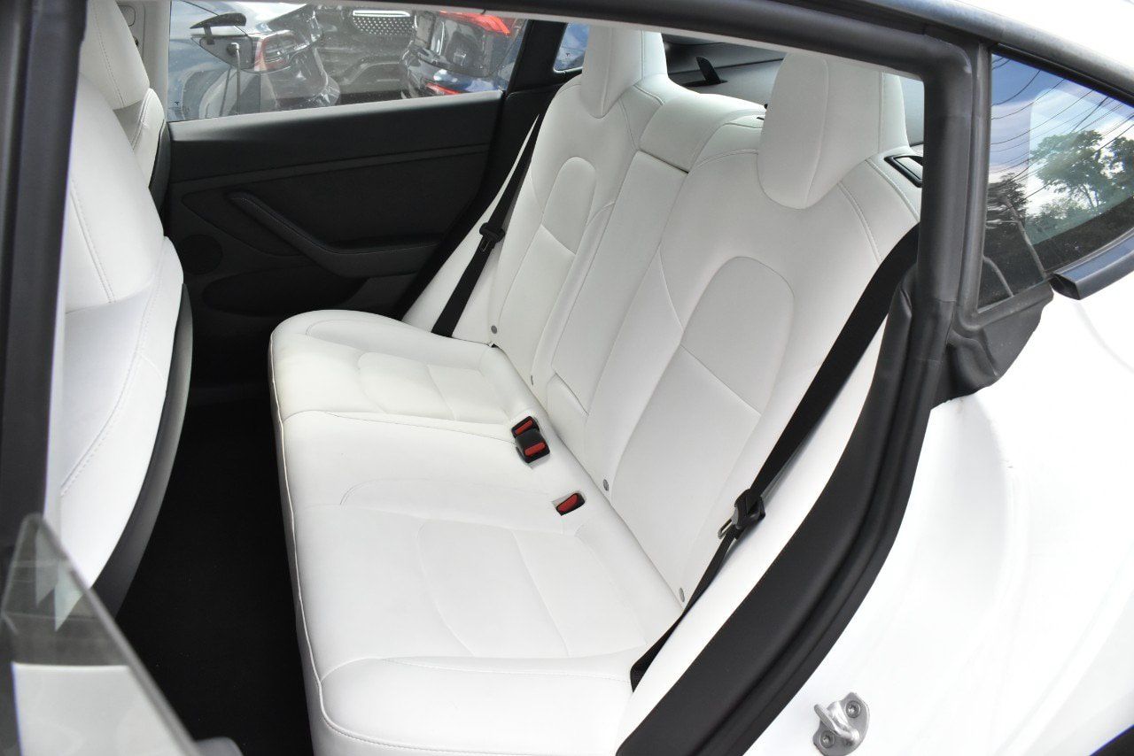 Used 2023 Tesla Model 3 Standard Range RWD image 18