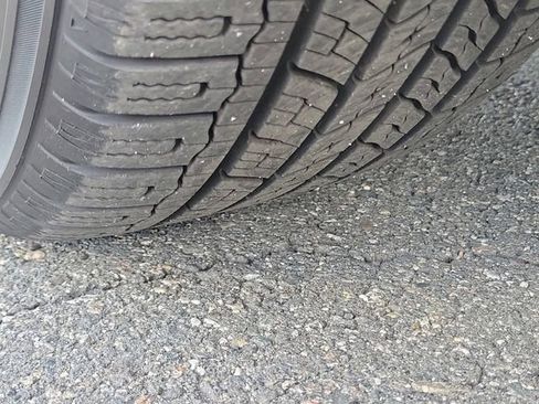 Certified 2020 Ford Edge SEL image 33