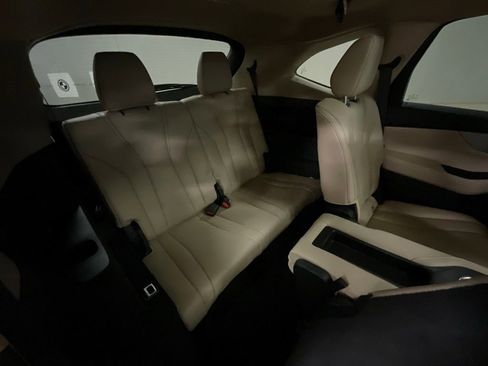 Used 2023 Acura MDX SH-AWD image 23