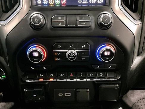 Used 2020 Chevrolet Silverado 1500 RST image 17