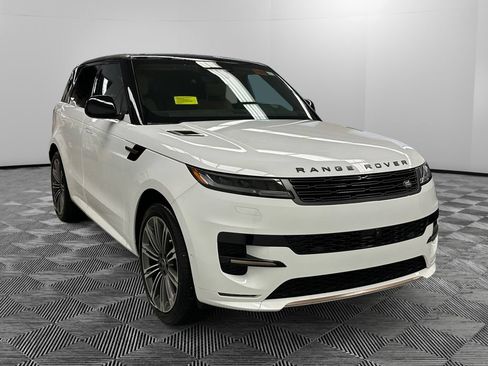Used 2025 Land Rover Range Rover Sport Dynamic SE AWD/4WD image 7